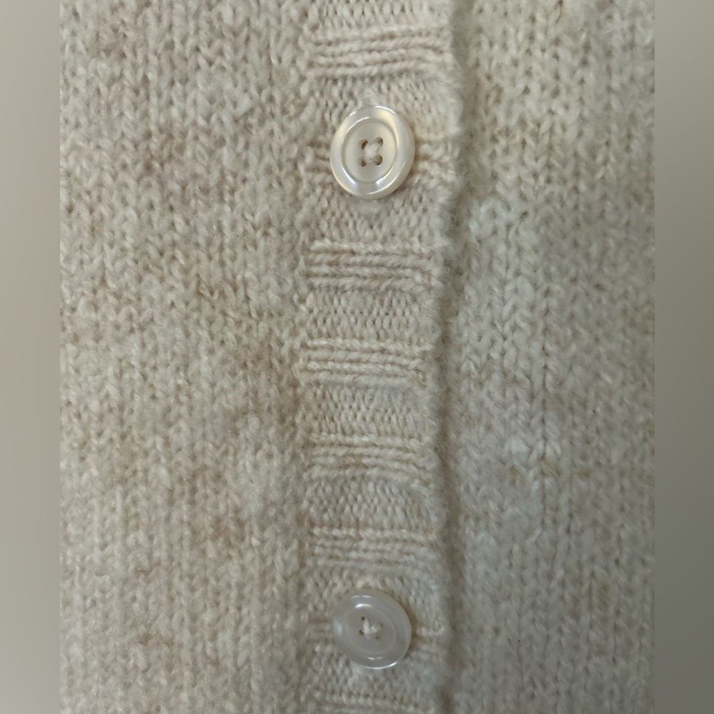 NWOT Y2K L.L. Bean Kint Cardigan Wool Blend Sweater Cream Size Small - Picture 5 of 7